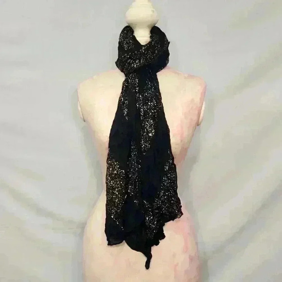 Ellen Tracy Metallic Gold Dot Chevron Scarf - Picture 2 of 5